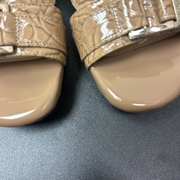 Alex Marie women’s light brown slip on sandals size 8.5 M - Picture 9 of 10